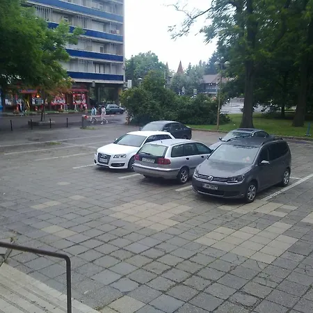 Eszterhazy Karoly Egyetem Hostel