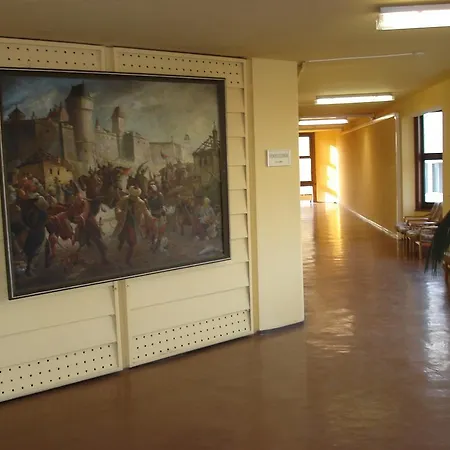 Eszterhazy Karoly Egyetem Hostel